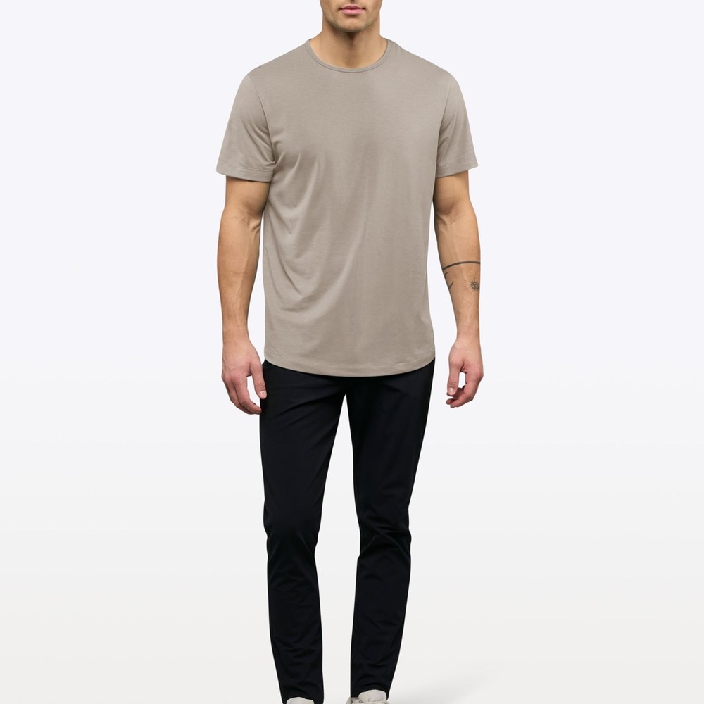 Cuts Clothing Short Sleeve Tee in Taupe Large